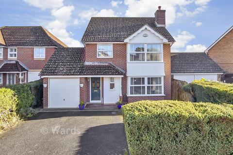 4 bedroom detached house for sale, Sissinghurst Drive, Maidstone ME16