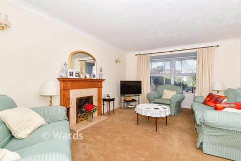 4 bedroom detached house for sale, Sissinghurst Drive, Maidstone ME16