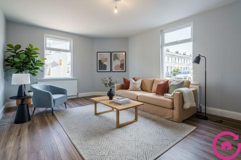 3 bedroom end of terrace house for sale, Princes Street, Cheltenham GL52