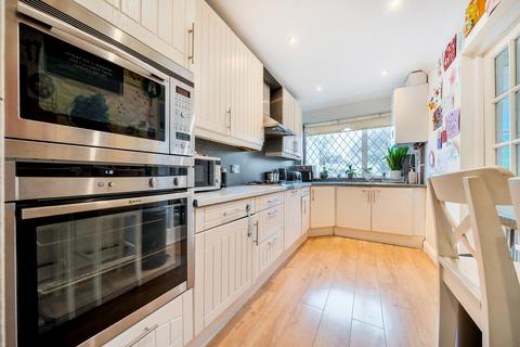 3 bedroom semi-detached house for sale, Cherry Tree Walk, West Wickham, BR4