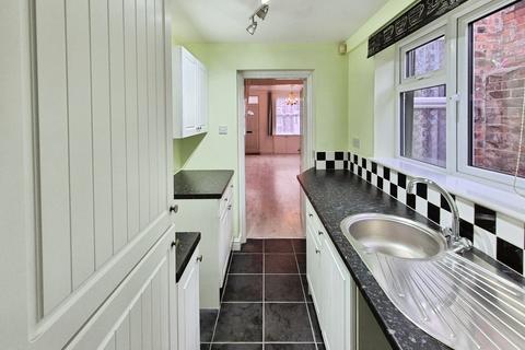 2 bedroom terraced house for sale, Stamford Street East, North Yorkshire YO26