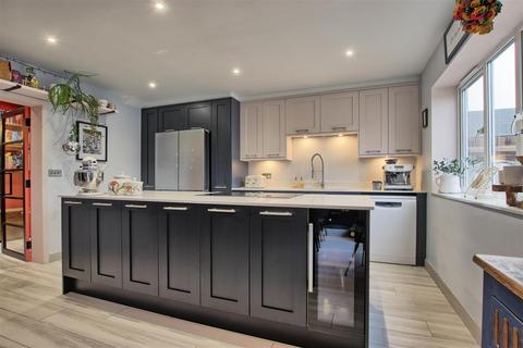 3 bedroom semi-detached house for sale, Gunning Road, Ely