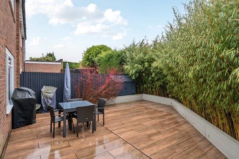 undefined, Madeira Road, Surrey KT14