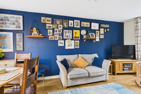 3 bedroom terraced house for sale, Padstow Walk, Hyde, SK14 3JJ