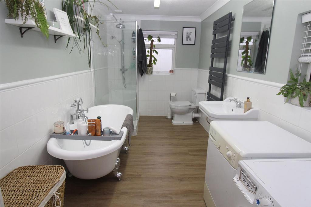 Bath.JPG