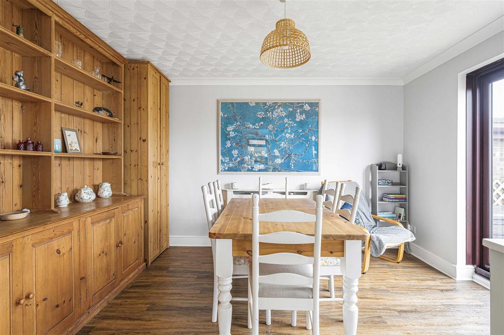 Kitchen/Breakfast Room