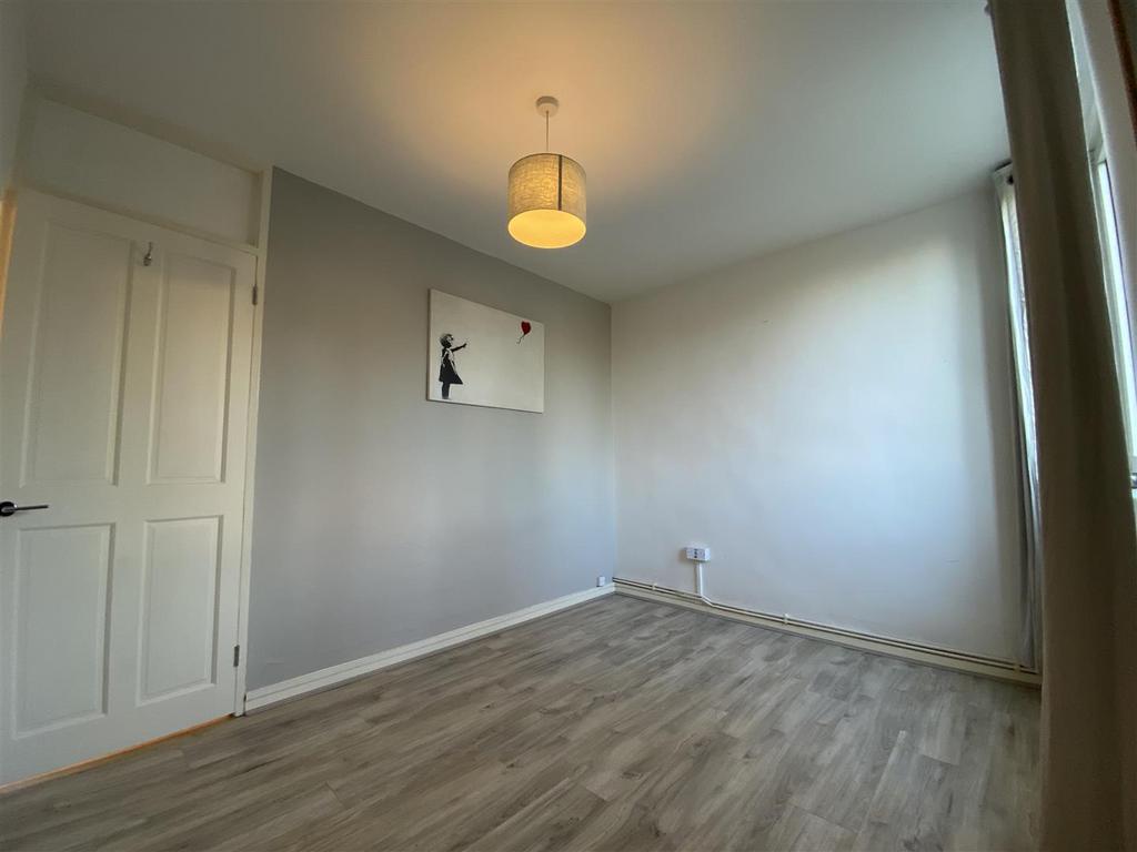 Winterfold Close