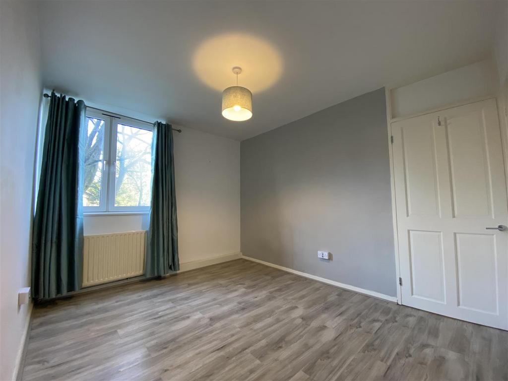 Winterfold Close