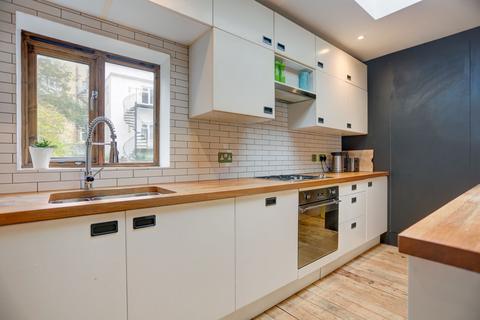 2 bedroom terraced house to rent, Albany Villas, Hove, BN3