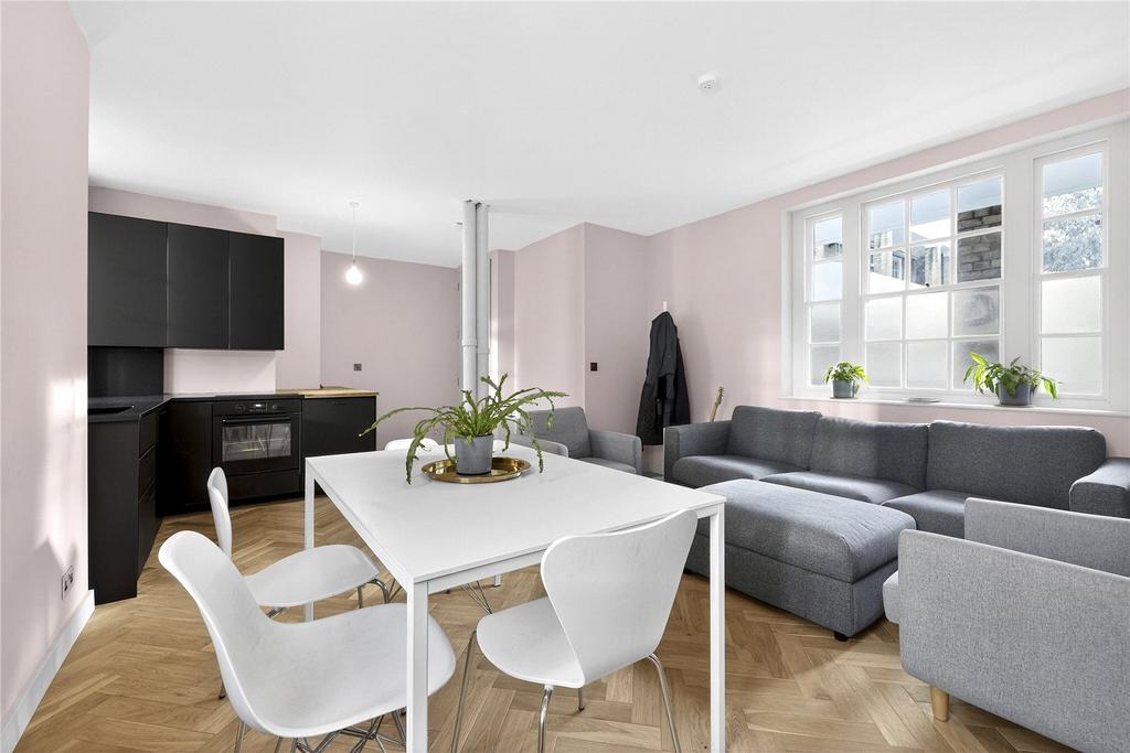 Reception/Kitchen