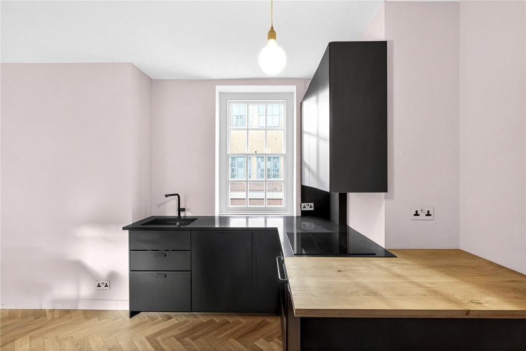 Reception/Kitchen