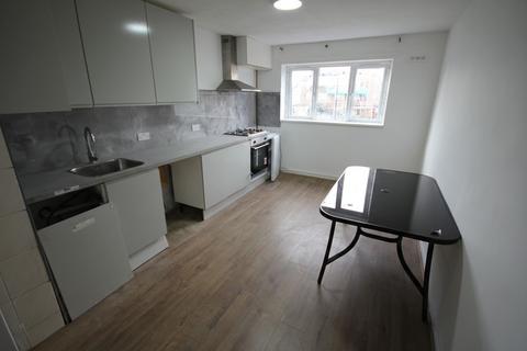 2 bedroom maisonette to rent, Aspen Lane, Northolt, UB5