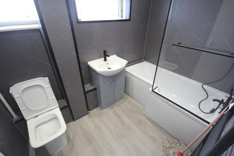 2 bedroom maisonette to rent, Aspen Lane, Northolt, UB5