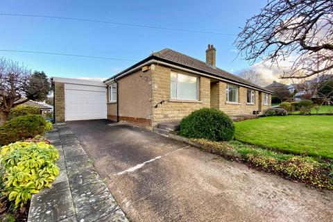 2 bedroom semi-detached bungalow for sale, Springfield Avenue, Honley, Holmfirth