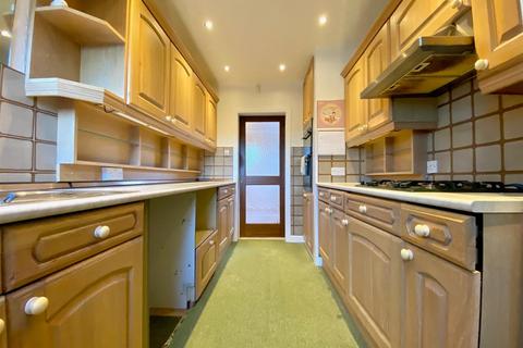 2 bedroom semi-detached bungalow for sale, Springfield Avenue, Honley, Holmfirth