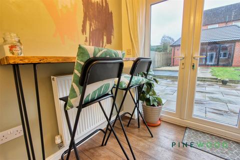3 bedroom semi-detached house for sale, Masefield Way, Holmewood S42