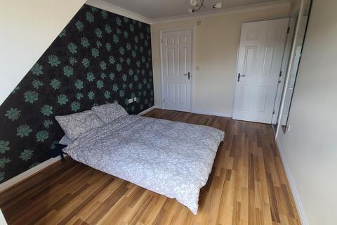 3 bedroom terraced house for sale, Mendip Way, Stevenage SG1