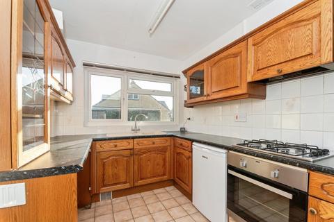 2 bedroom terraced bungalow for sale, Courtbrook, Fairford GL7