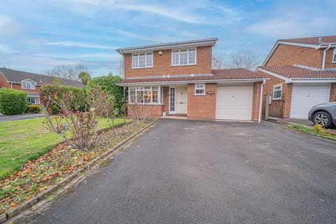 4 bedroom detached house for sale, Stonebow Avenue, Solihull, B91