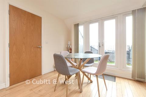1 bedroom flat for sale, Monson Road, Redhill, Surrey