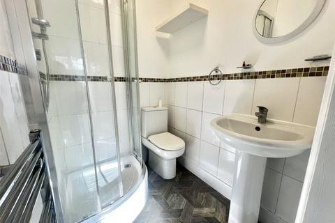 1 bedroom flat to rent, Station Road, Hertfordshire WD17