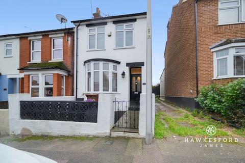 3 bedroom end of terrace house for sale, Harvey Road, Gillingham ME8