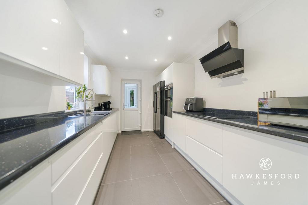 Harvey Road, Gillingham - Kitchen