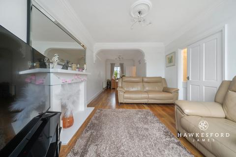 3 bedroom end of terrace house for sale, Harvey Road, Gillingham ME8