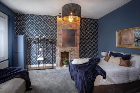 2 bedroom flat to rent, Saville Road, Blackpool, FY1