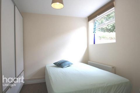 undefined, Carholme Road, LINCOLN
