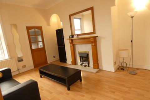 2 bedroom flat to rent, Rothbury Terrace, Heaton