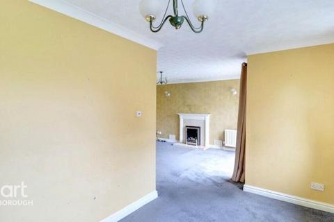 3 bedroom detached house for sale, Cemetery Road, Whittlesey