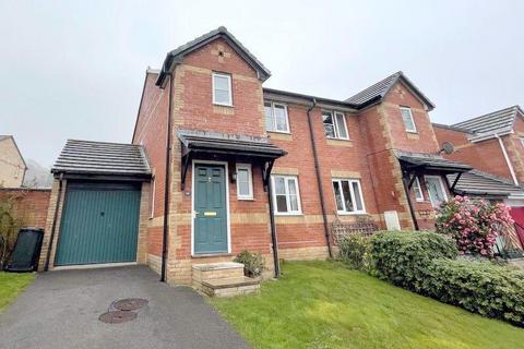 3 bedroom semi-detached house to rent, Badgers Way, Bovey Tracey