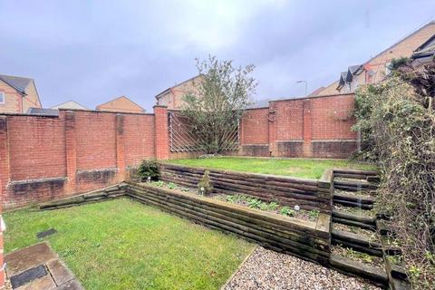 3 bedroom semi-detached house to rent, Badgers Way, Bovey Tracey