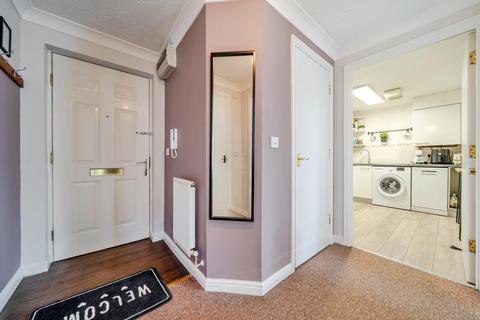 undefined, Radnor Close, Maidstone