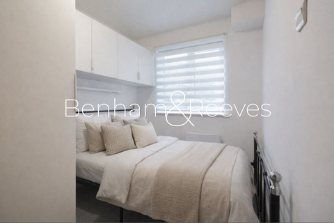 Studio to rent, Transom Close, Surrey Quays SE16