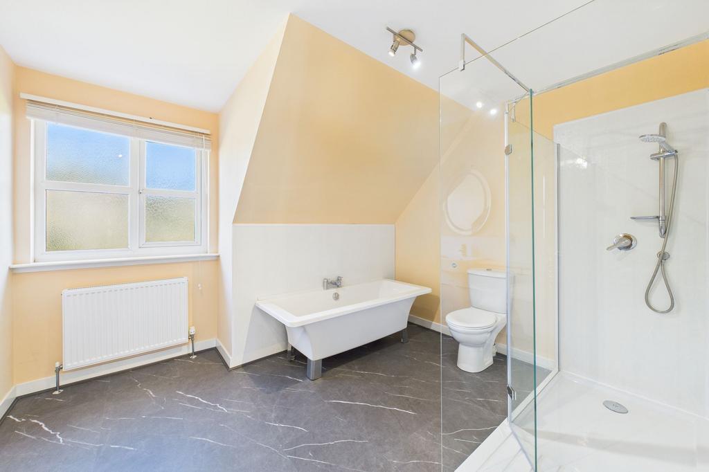 Upstairs Bathroom Angle 2