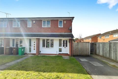 2 bedroom terraced house to rent, Peregrine Close, Lenton, NG7
