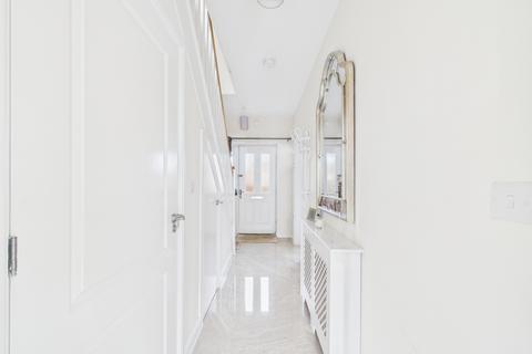 undefined, Collingwood Avenue, Barton PR3
