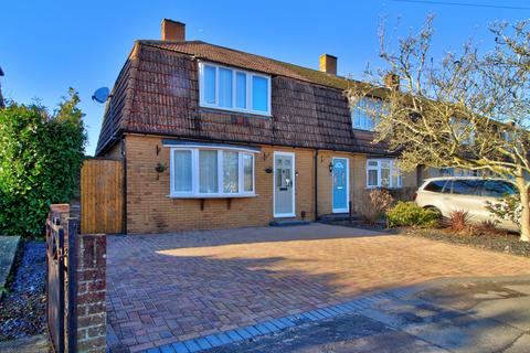 3 bedroom semi-detached house for sale, Wokingham RG40