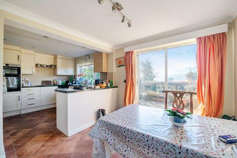 4 bedroom detached house for sale, Coombe Crescent, Bury, RH20