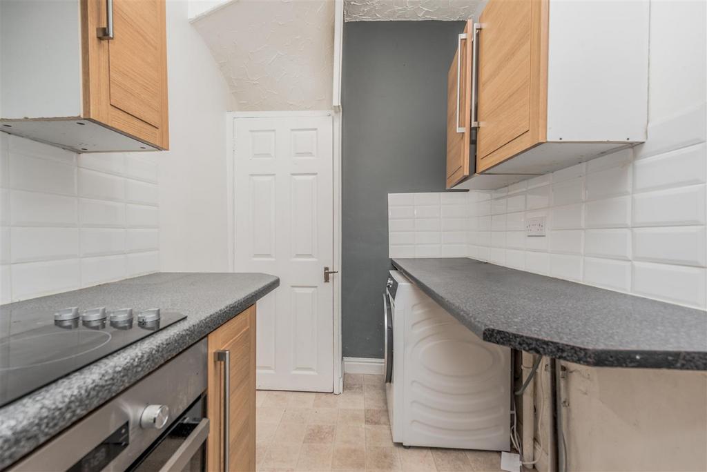 Fitted Kitchen: