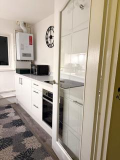 1 bedroom flat for sale, Lemon Grove, Whitehill GU35