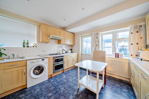 undefined, Wendley Drive, Surrey KT15