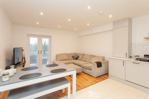 2 bedroom flat for sale, Steel Close, Herne Bay, CT6