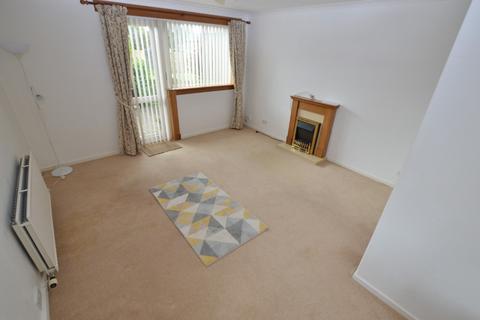 2 bedroom flat to rent, Davaar Drive, Kirkcaldy, KY2