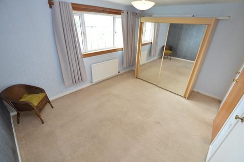 2 bedroom flat to rent, Davaar Drive, Kirkcaldy, KY2