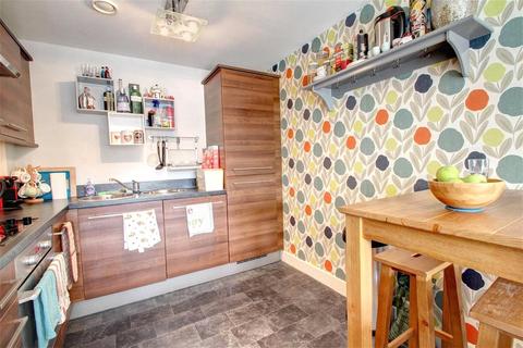 undefined, Colombo Square, Worsdell Drive, Gateshead, Tyne and Wear, NE8