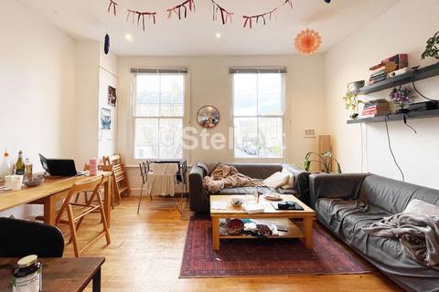 4 bedroom maisonette to rent, Roden Street, London, N7