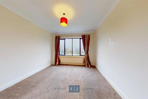 4 bedroom detached house to rent, Alderton Close, Loughton IG10